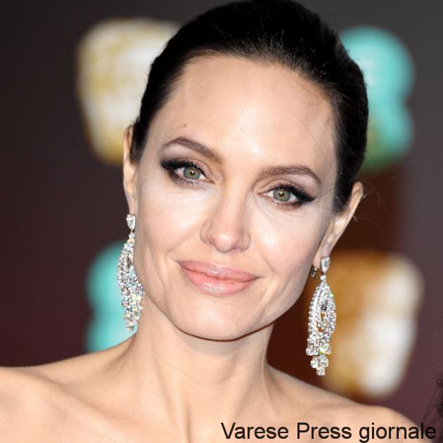 150 mila italiani presentano una mutazione dei geni detta 'Gene Jolie'